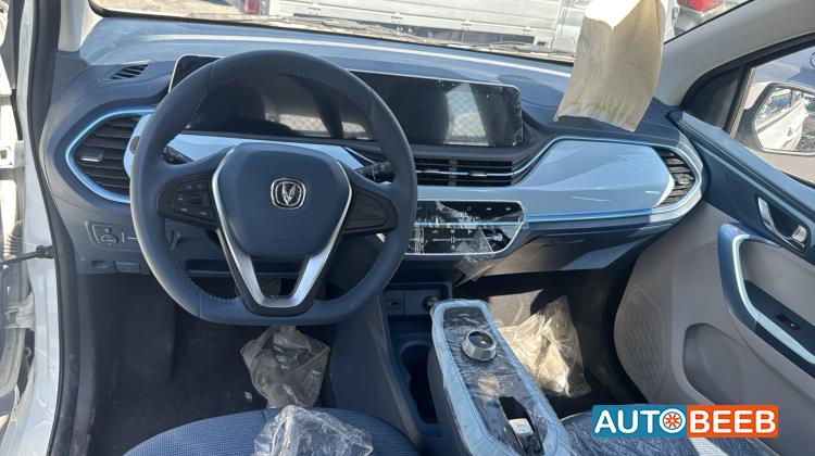 CHANGAN E-Star 2024