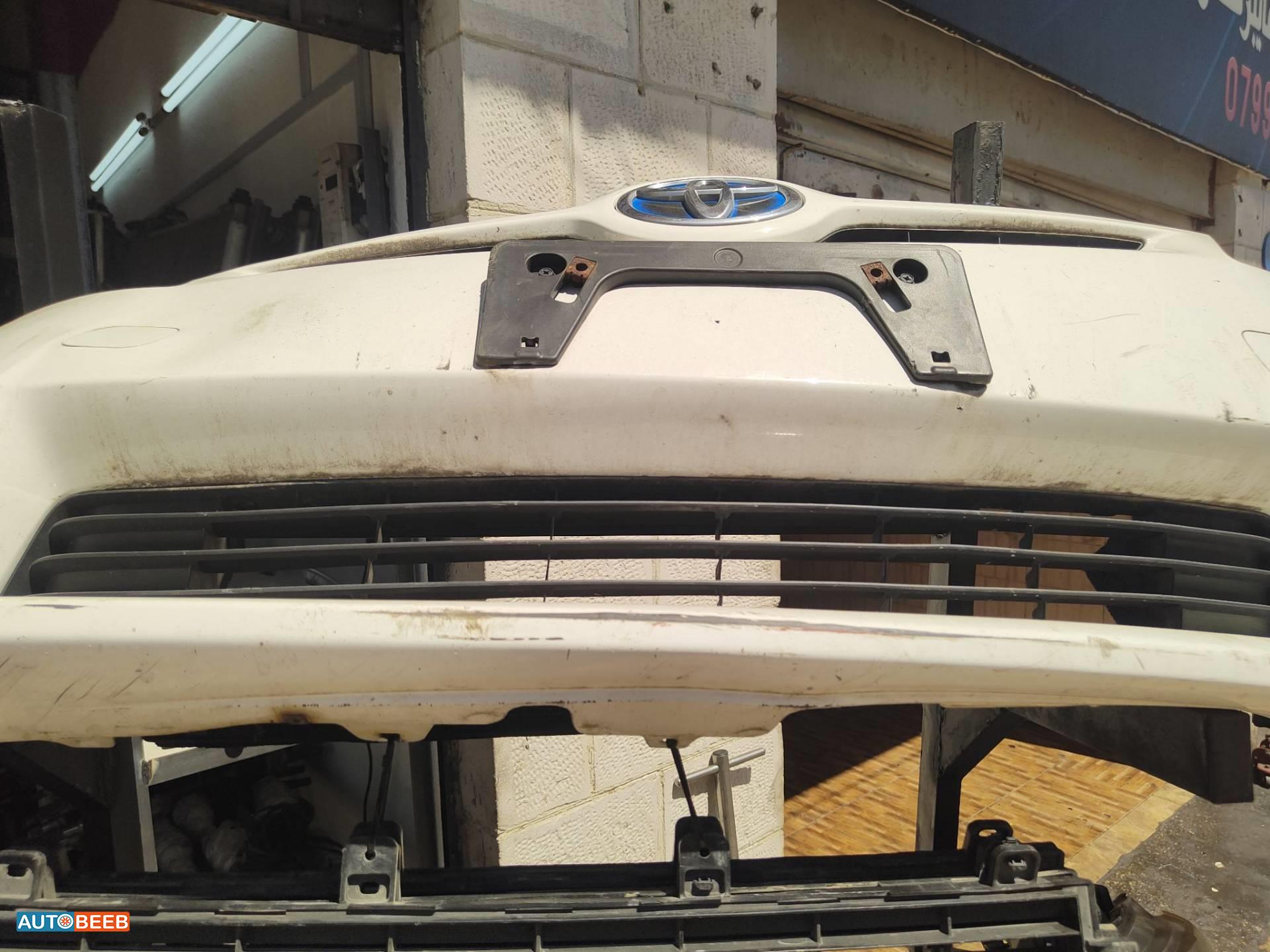 Body  Grilles Toyota Prius