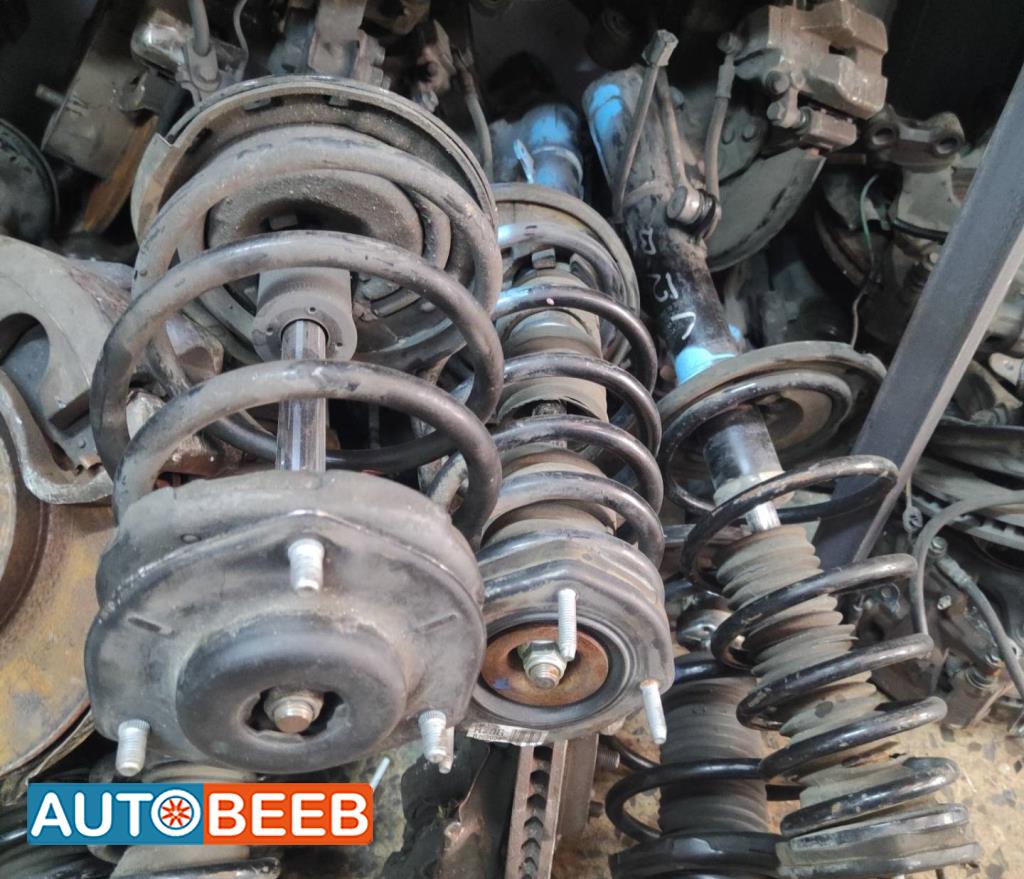  Shock Absorber Toyota Camry