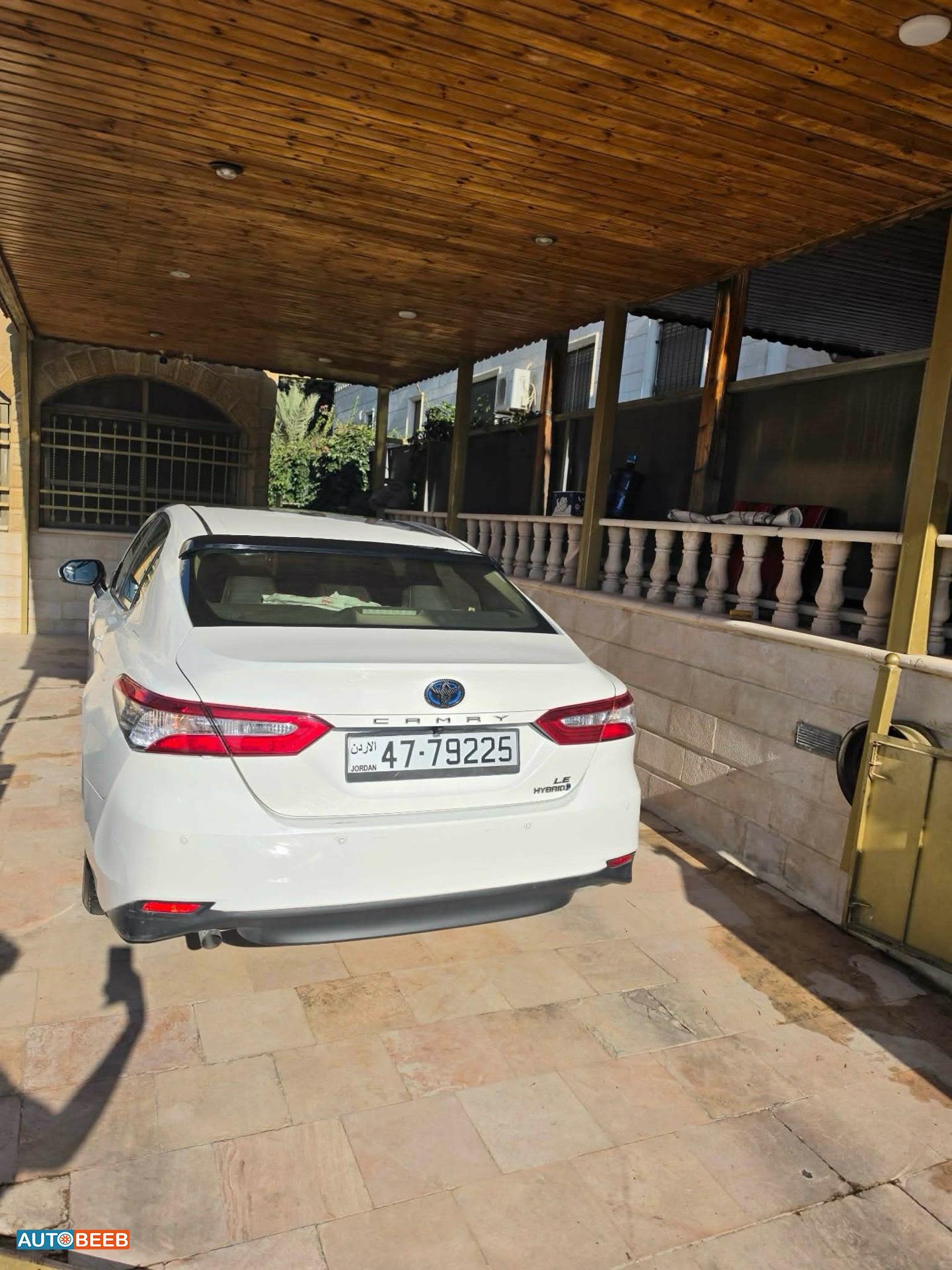 Toyota Camry 2019