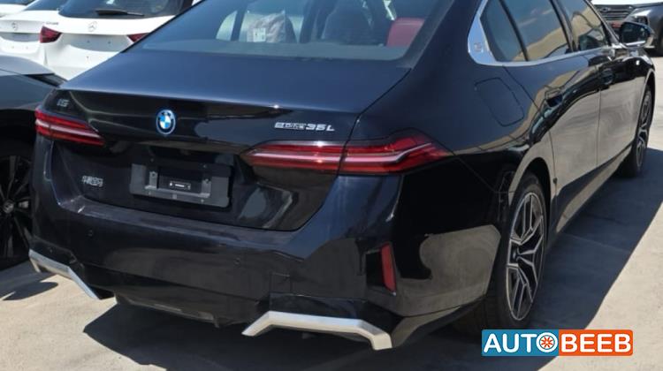 BMW i5 2025