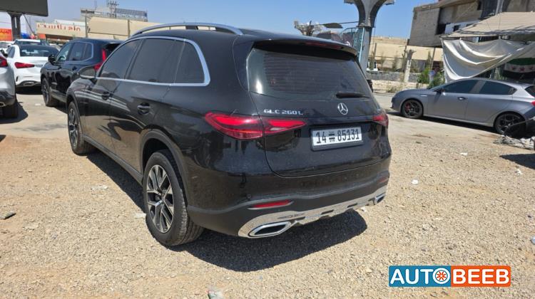 Mercedes Benz GLC250 2025