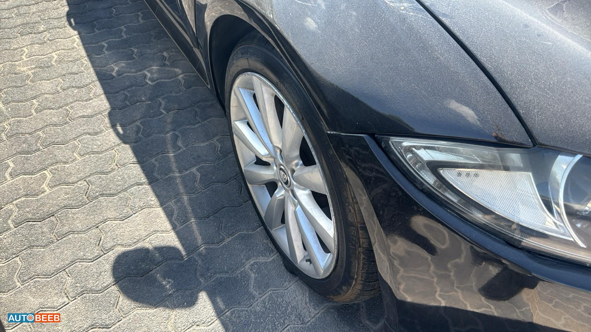Jaguar XF 2013