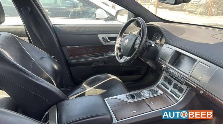 Jaguar XF 2013