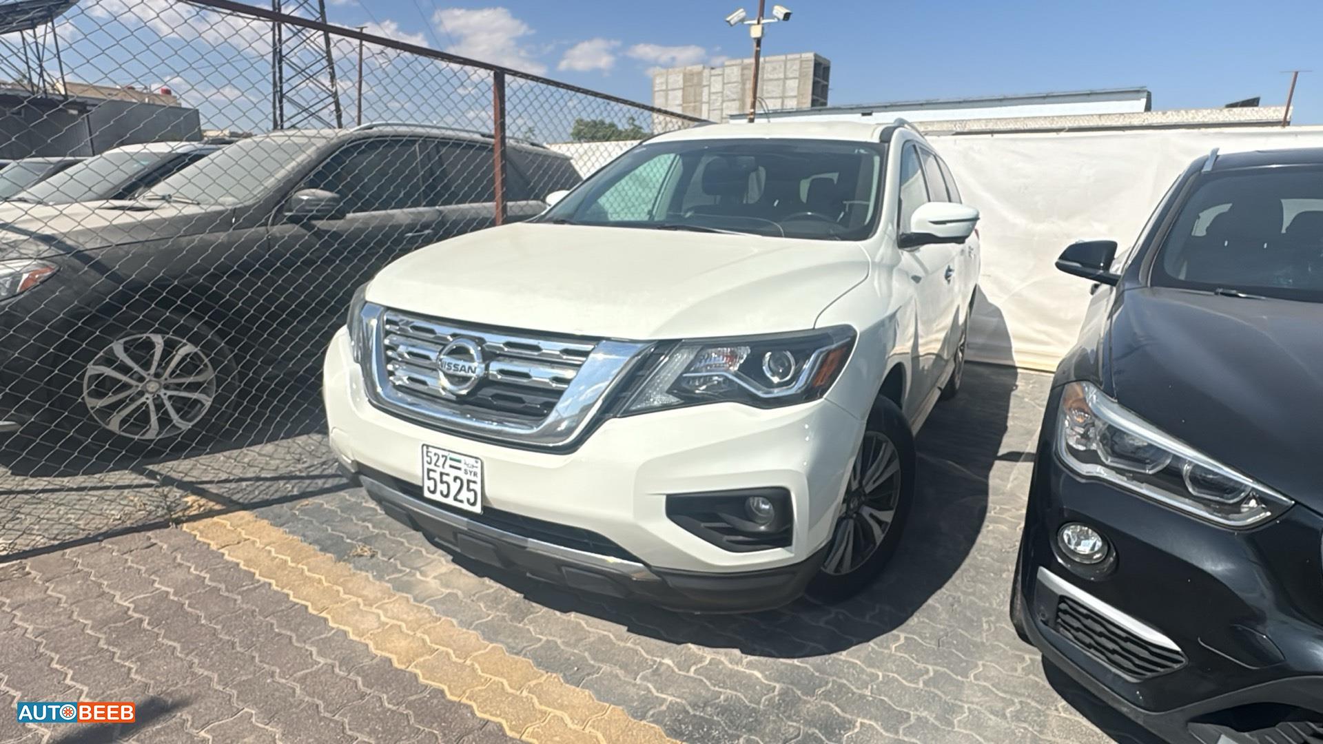 نيسان باثفايندر 2017