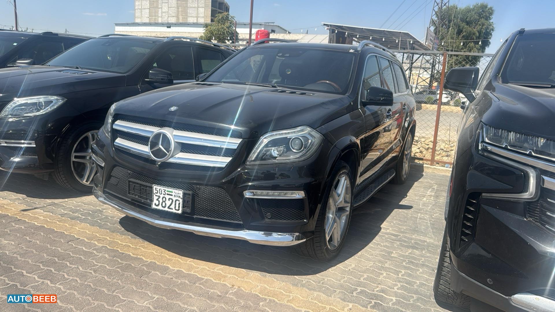 Mercedes Benz GL500 2013