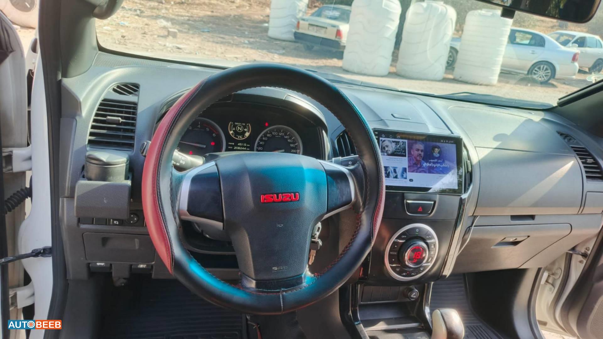 ايسوزو دي ماكس 2016