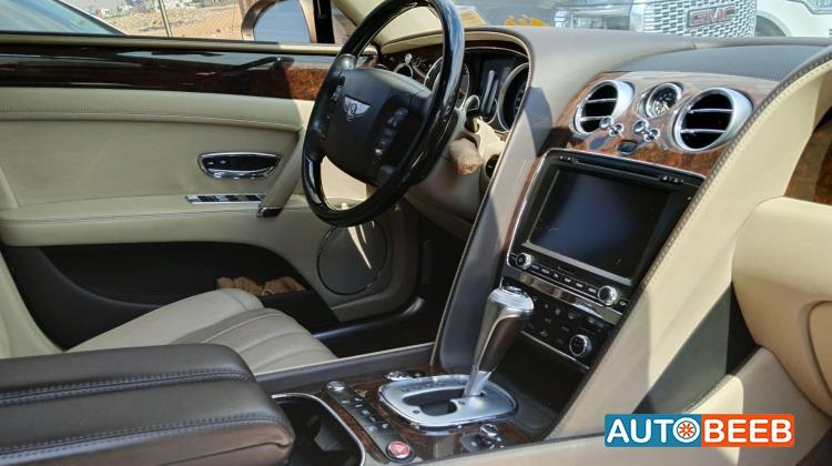 Bentley Flying Spur 2015