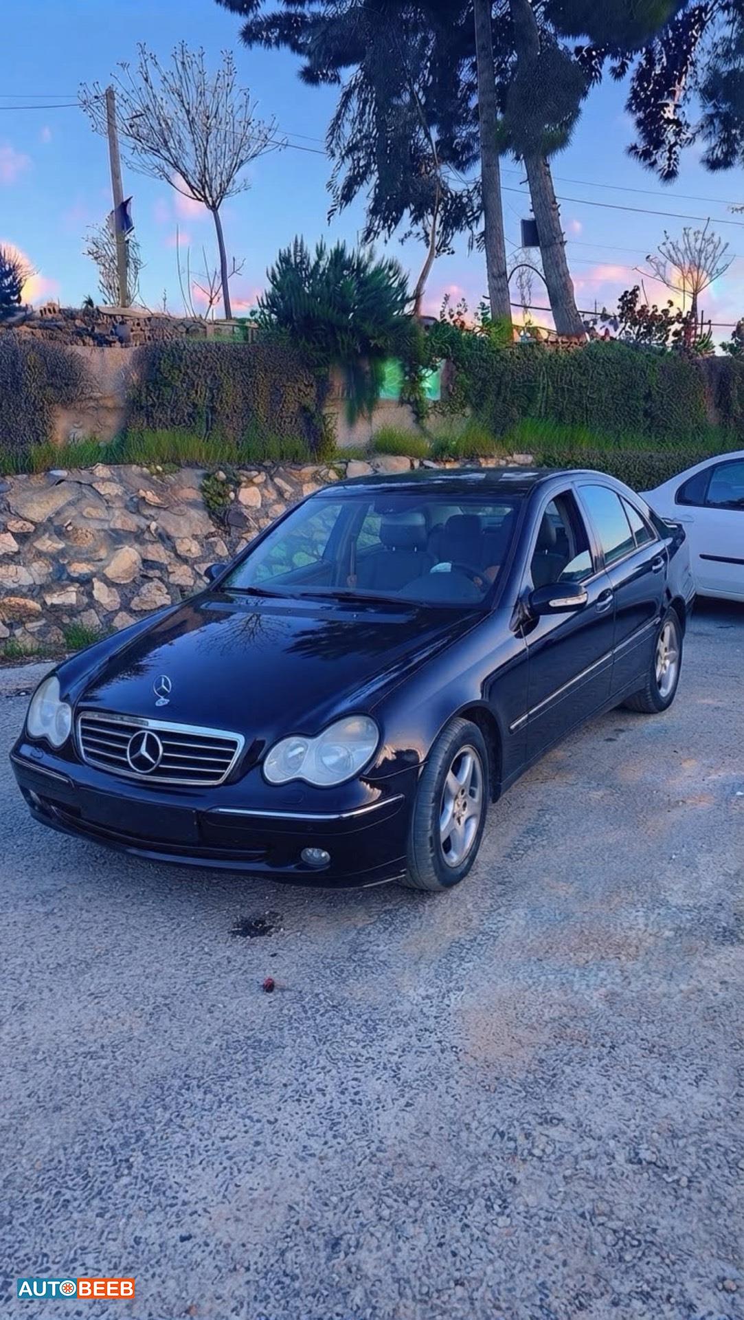 مرسيدس بنز C180 2003