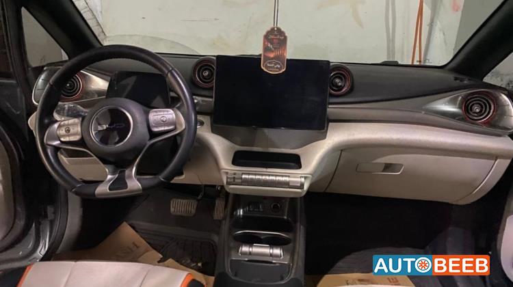 BYD Dolphin 2023