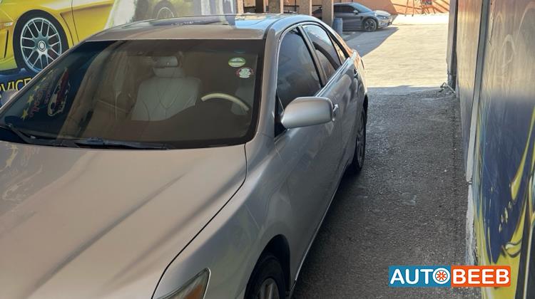 Toyota Camry 2011