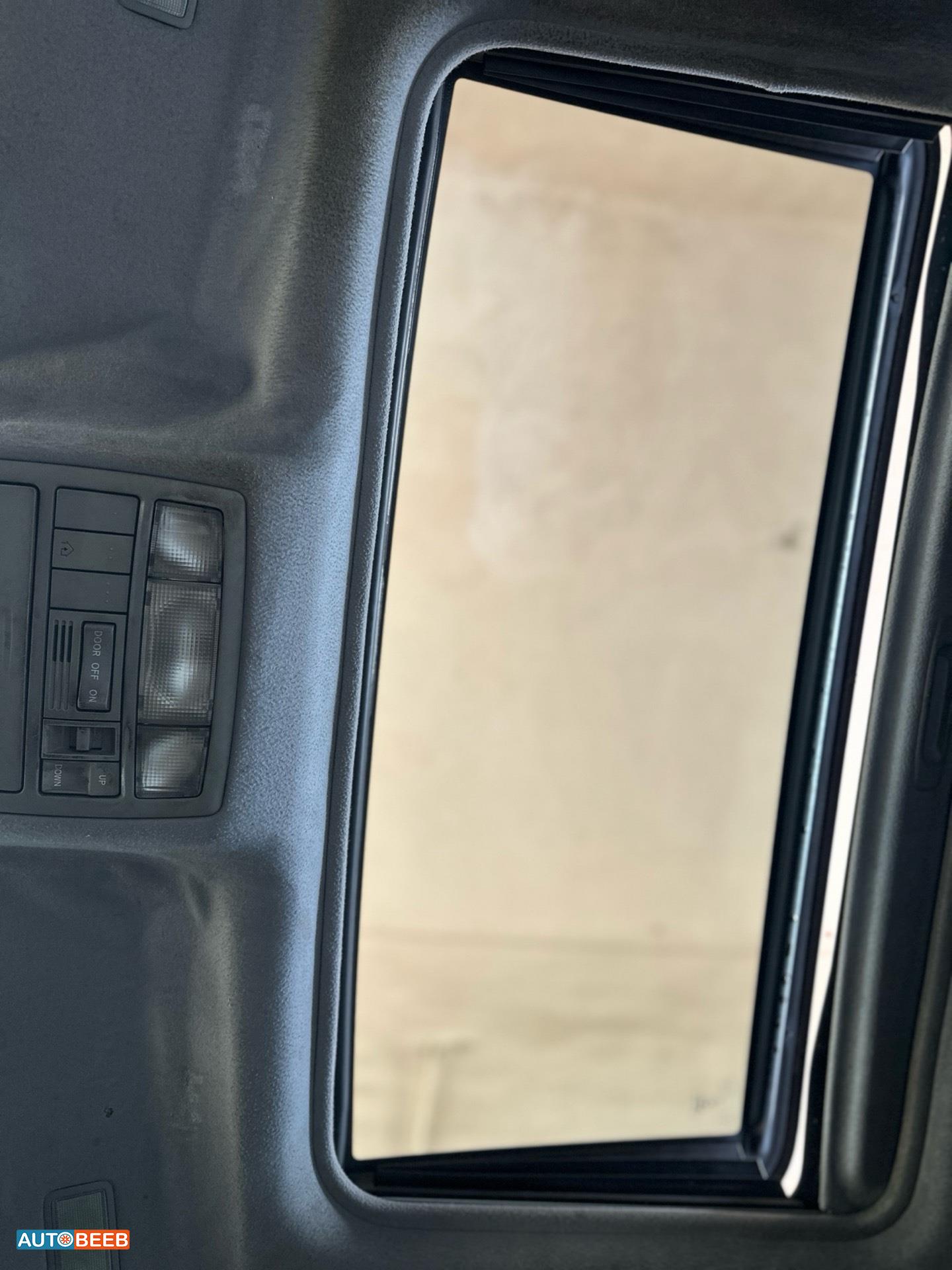 Toyota Camry 2011