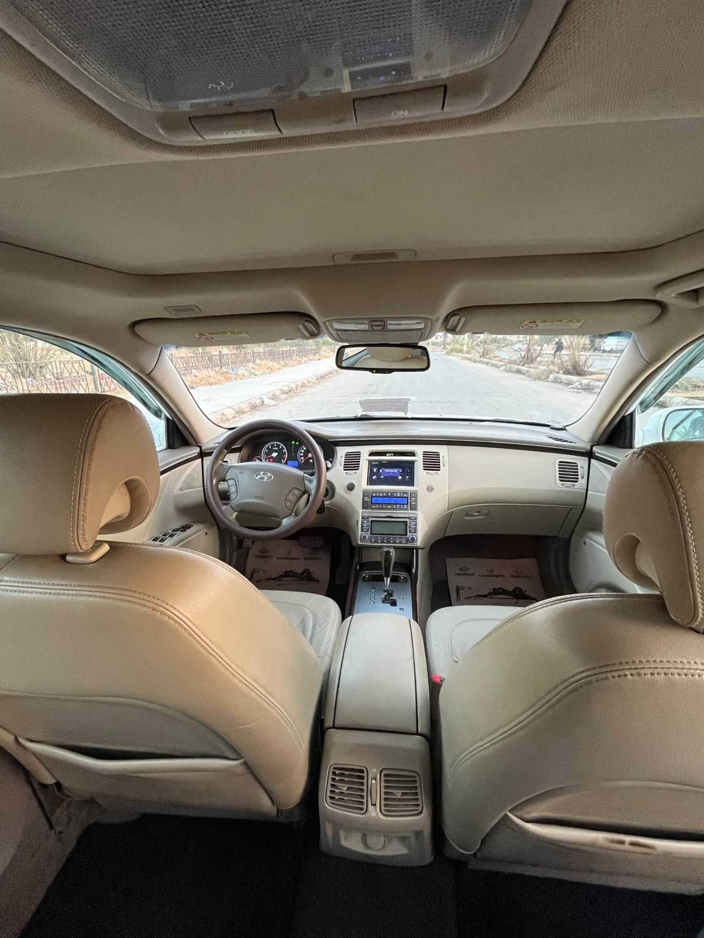 Hyundai Azera 2010