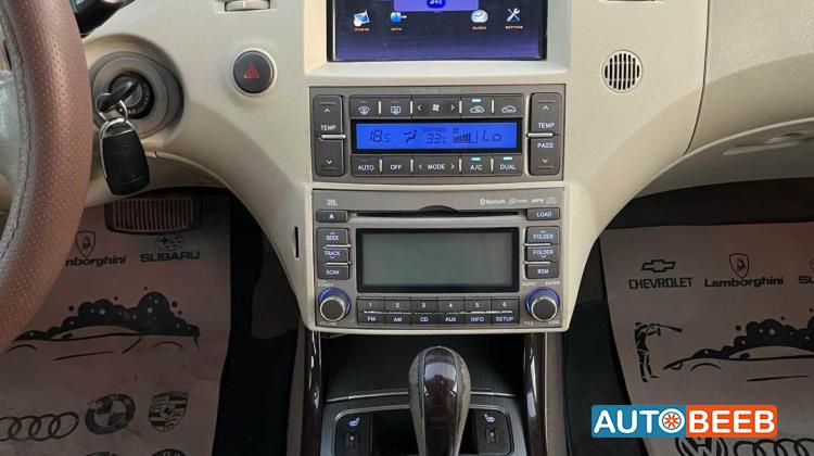 Hyundai Azera 2010