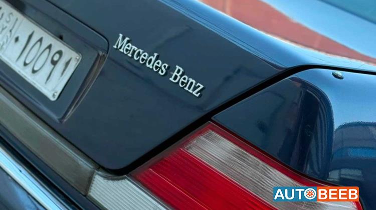 Mercedes Benz S320 1993