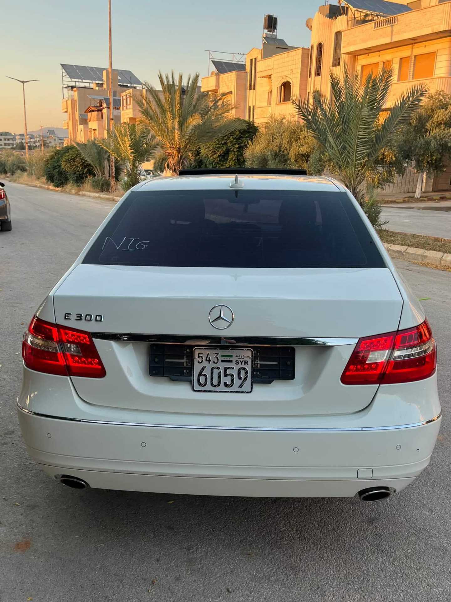 Mercedes Benz E300 2011
