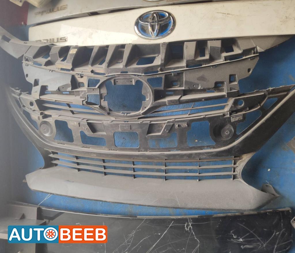 Body  Grilles Toyota Prius