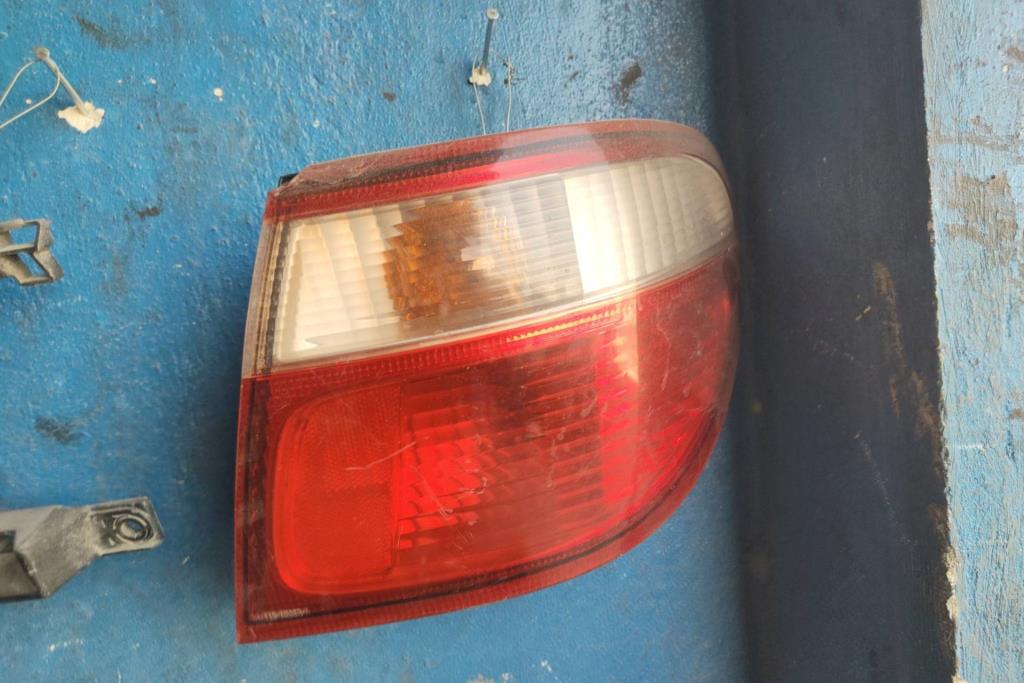 Lights Rear light Nissan Sunny