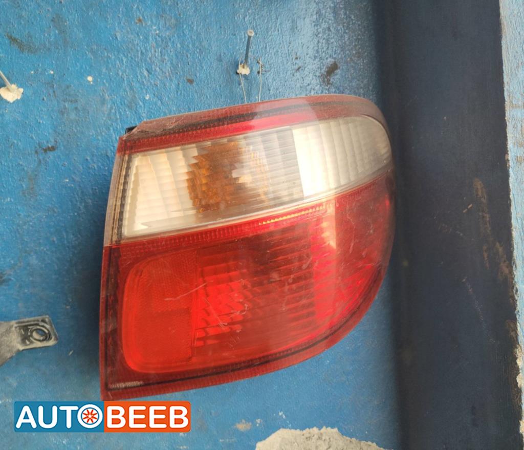 Lights Rear light Nissan Sunny