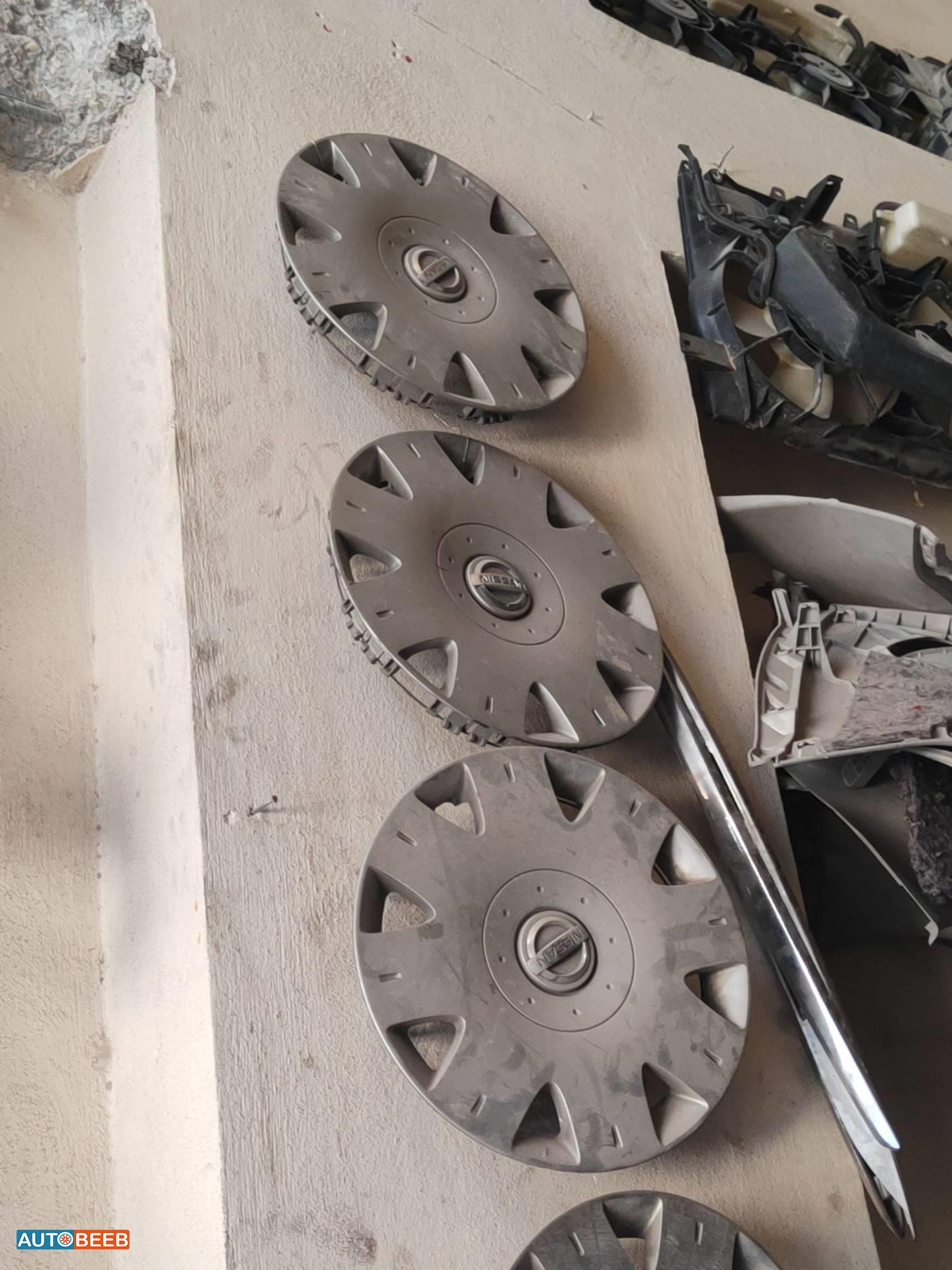 Wheel and Rims Wheel Covers  Nissan Sunny