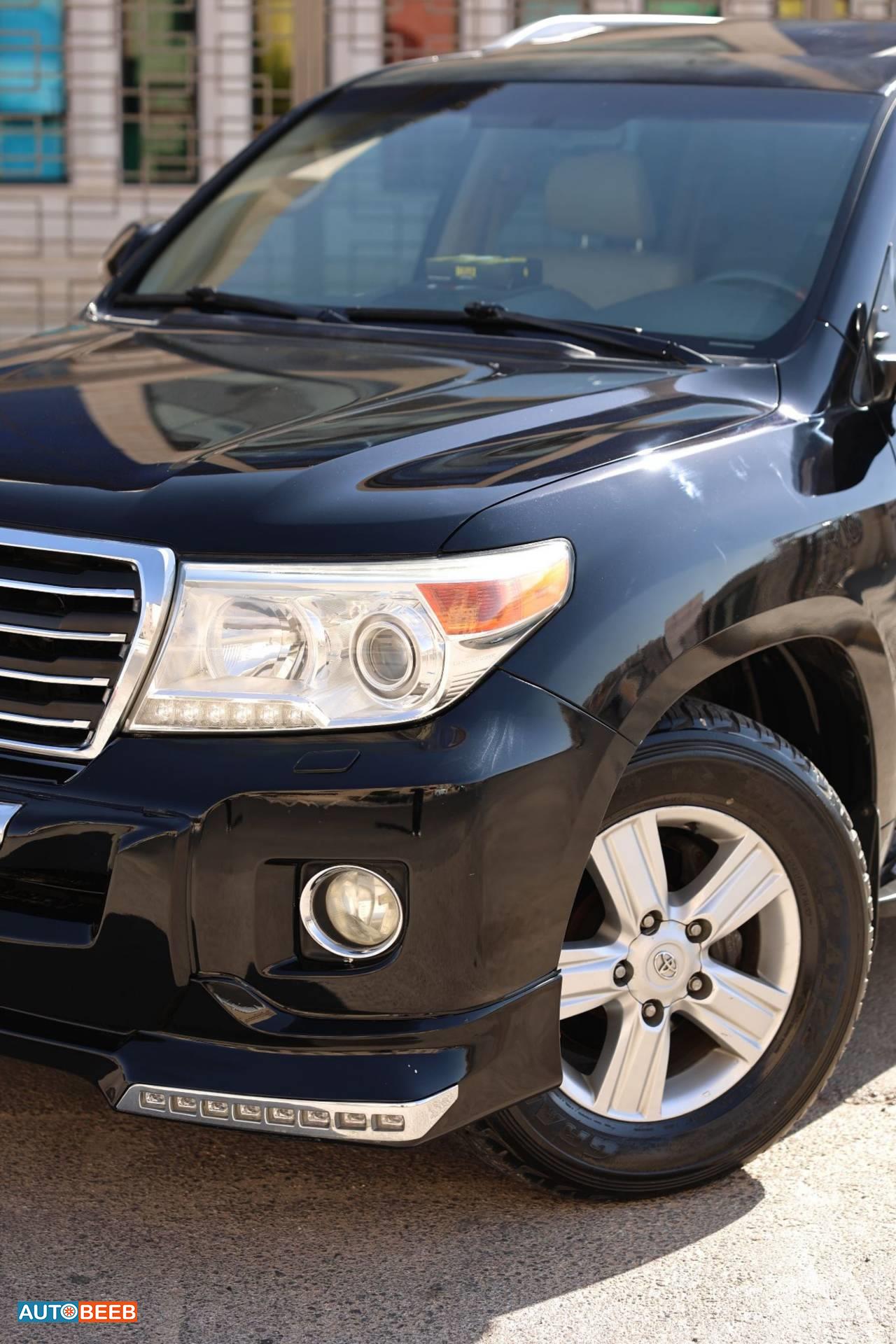 Toyota Land Cruiser 2014