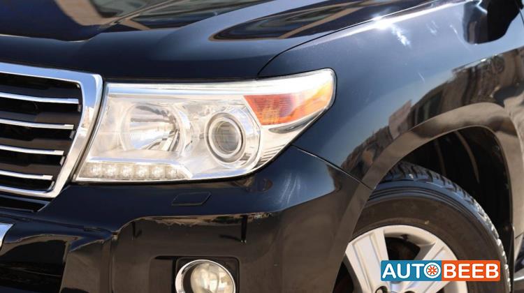 Toyota Land Cruiser 2014