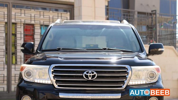 Toyota Land Cruiser 2014