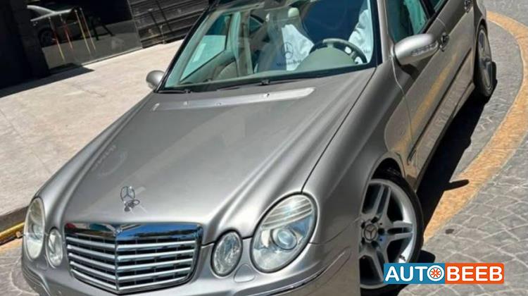 مرسيدس بنز E200 2005