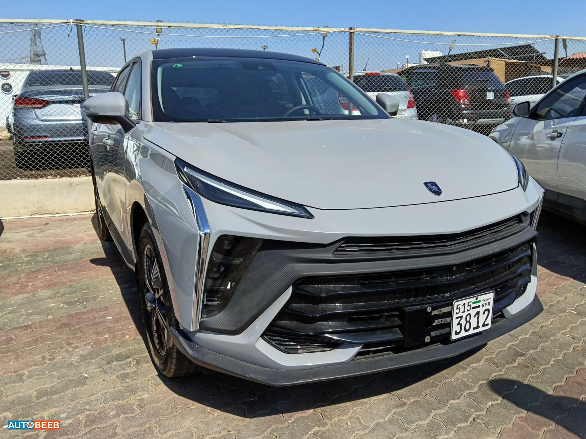 فورثنغ T5 2025