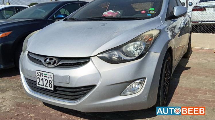 Hyundai Elantra 2011