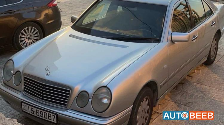 Mercedes Benz E200 1999