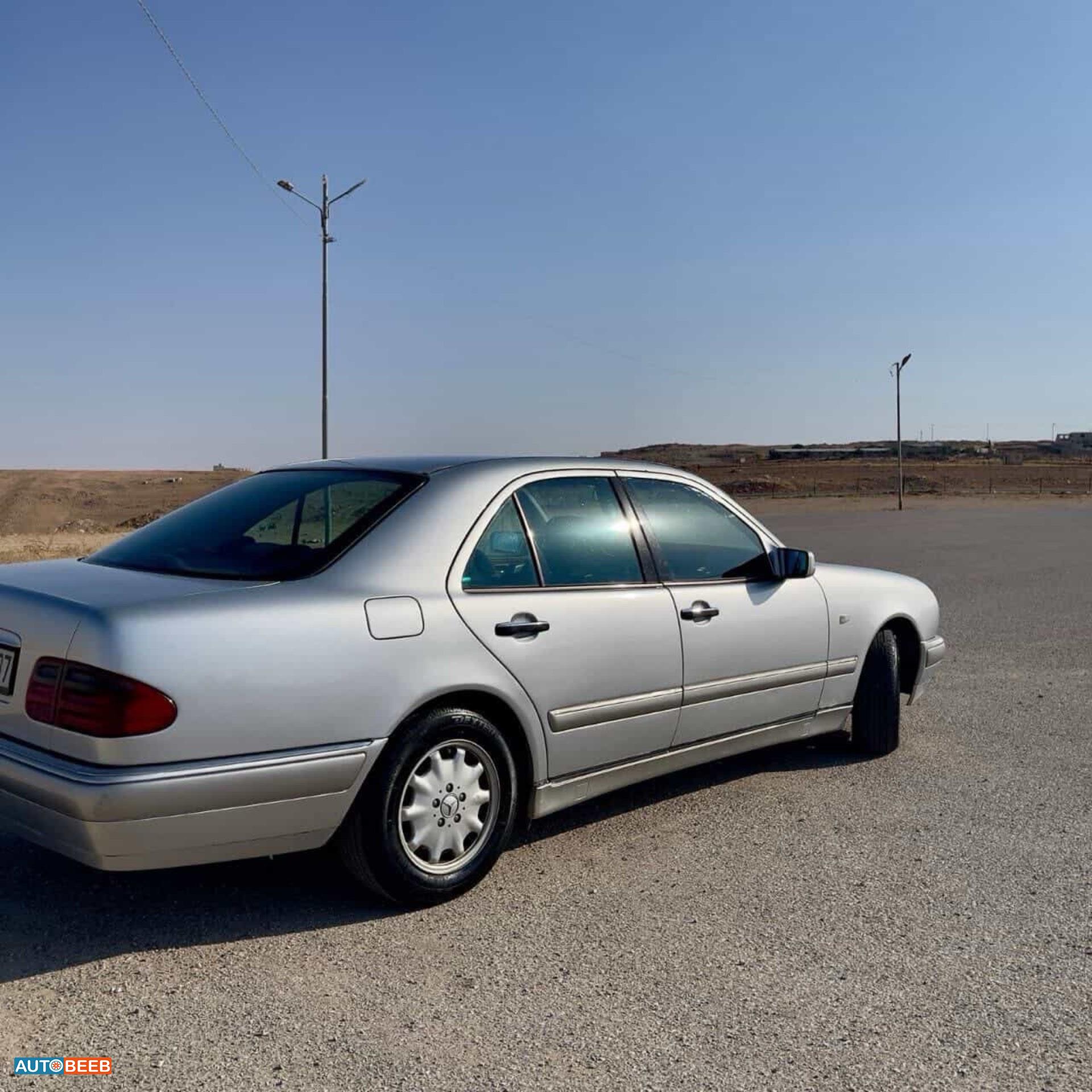 Mercedes Benz E200 1999