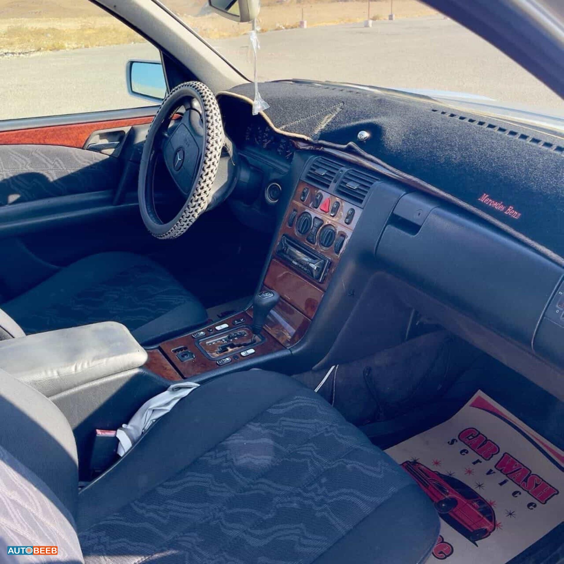 Mercedes Benz E200 1999