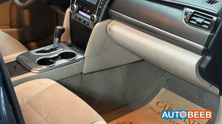 Toyota Camry 2012
