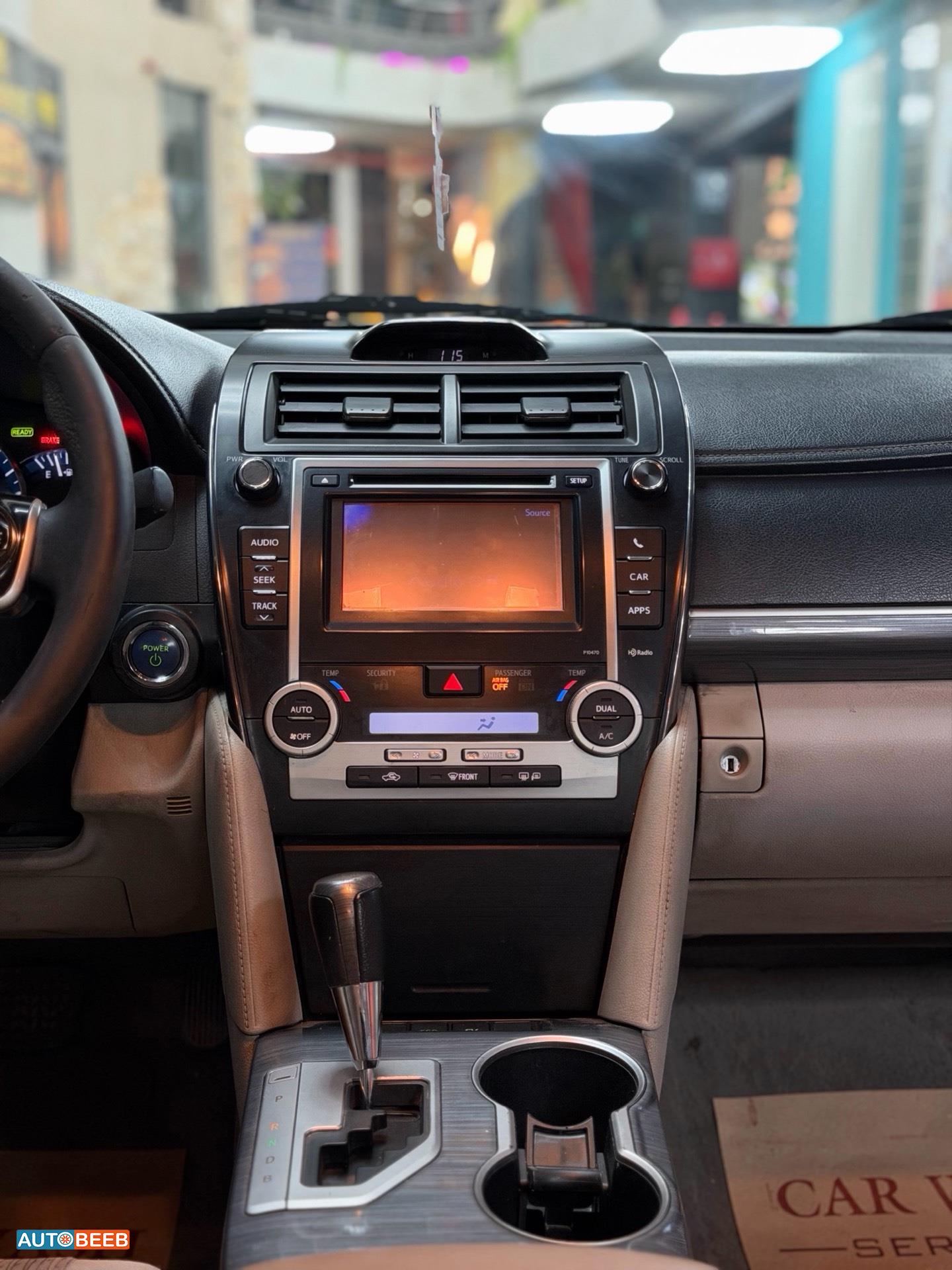 Toyota Camry 2012