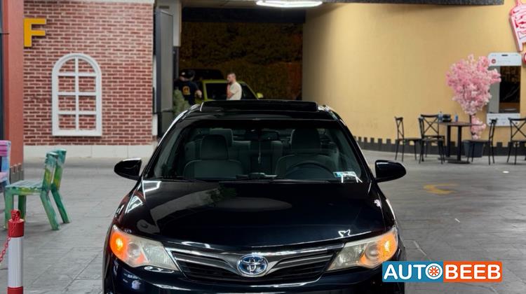 Toyota Camry 2012