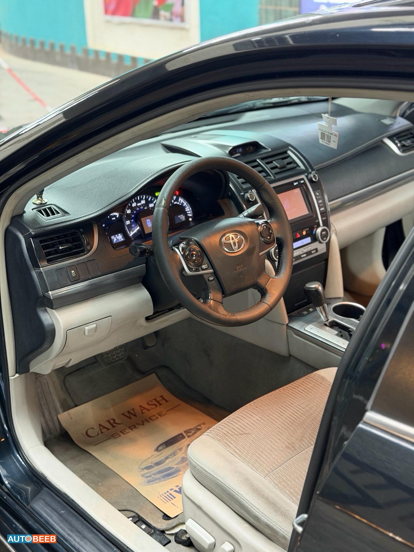 Toyota Camry 2012