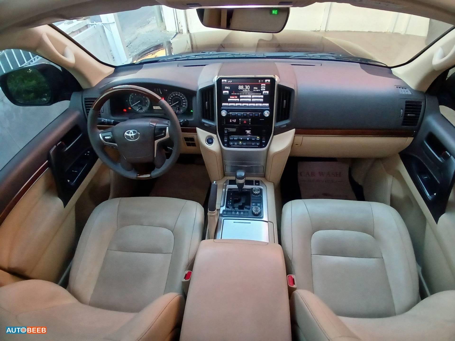 Toyota Land Cruiser 2017