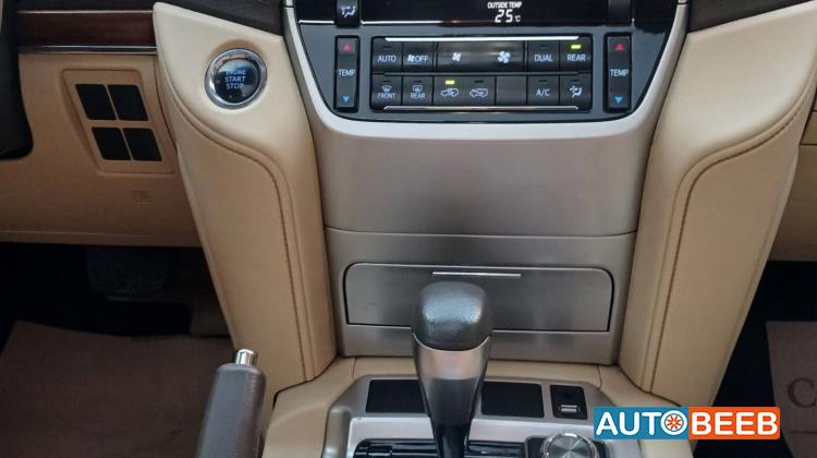 Toyota Land Cruiser 2017