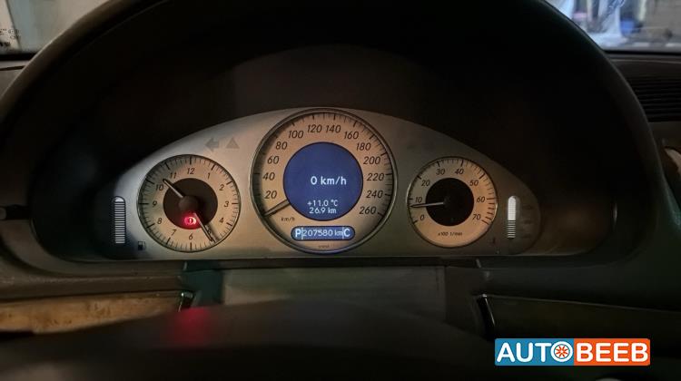 مرسيدس بنز E240 2004