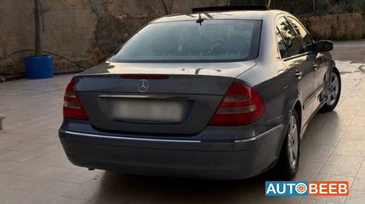 مرسيدس بنز E240 2004