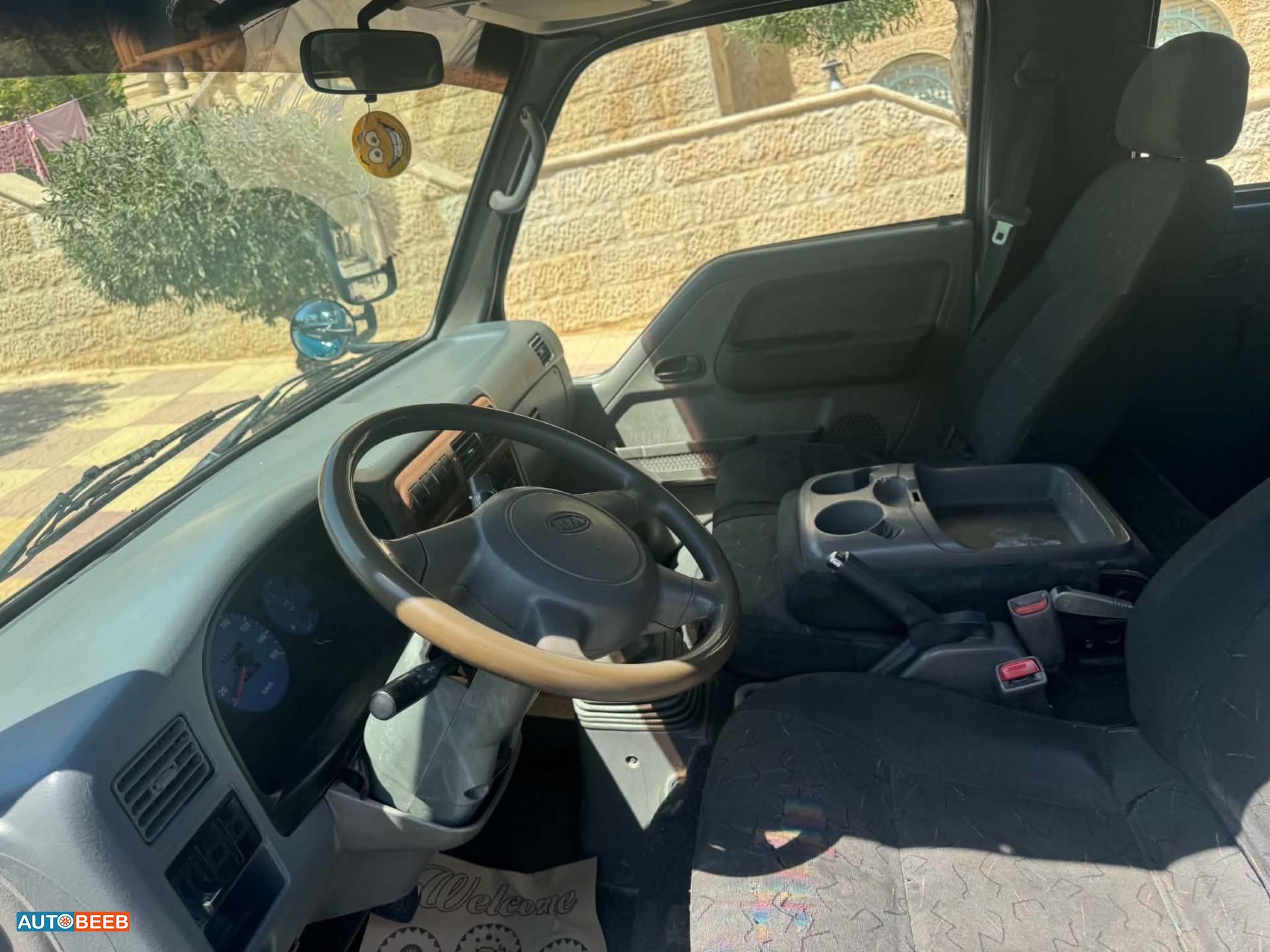 KIA Bongo 2001