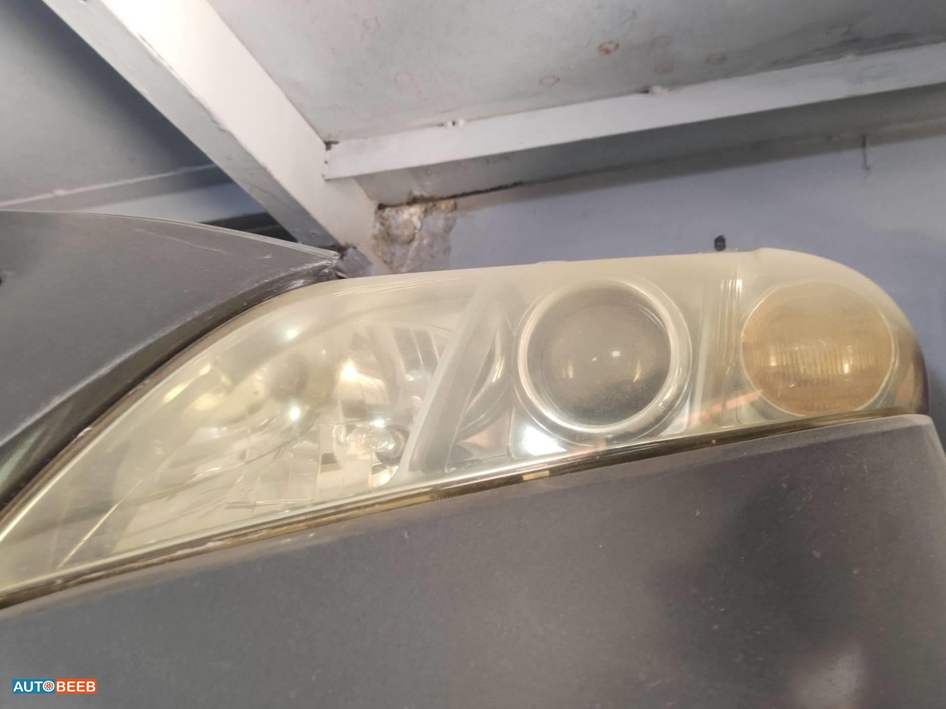 Lights Front light Toyota Camry