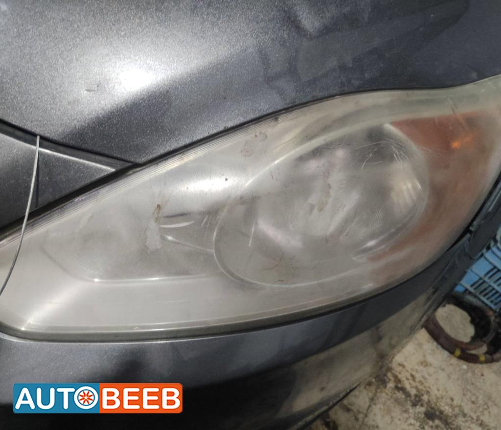 ضوء امامي شمال فورد c max 2013 2014