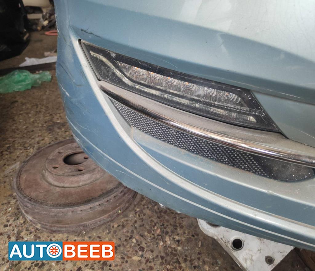 Lights Spotlight Lincoln MKZ