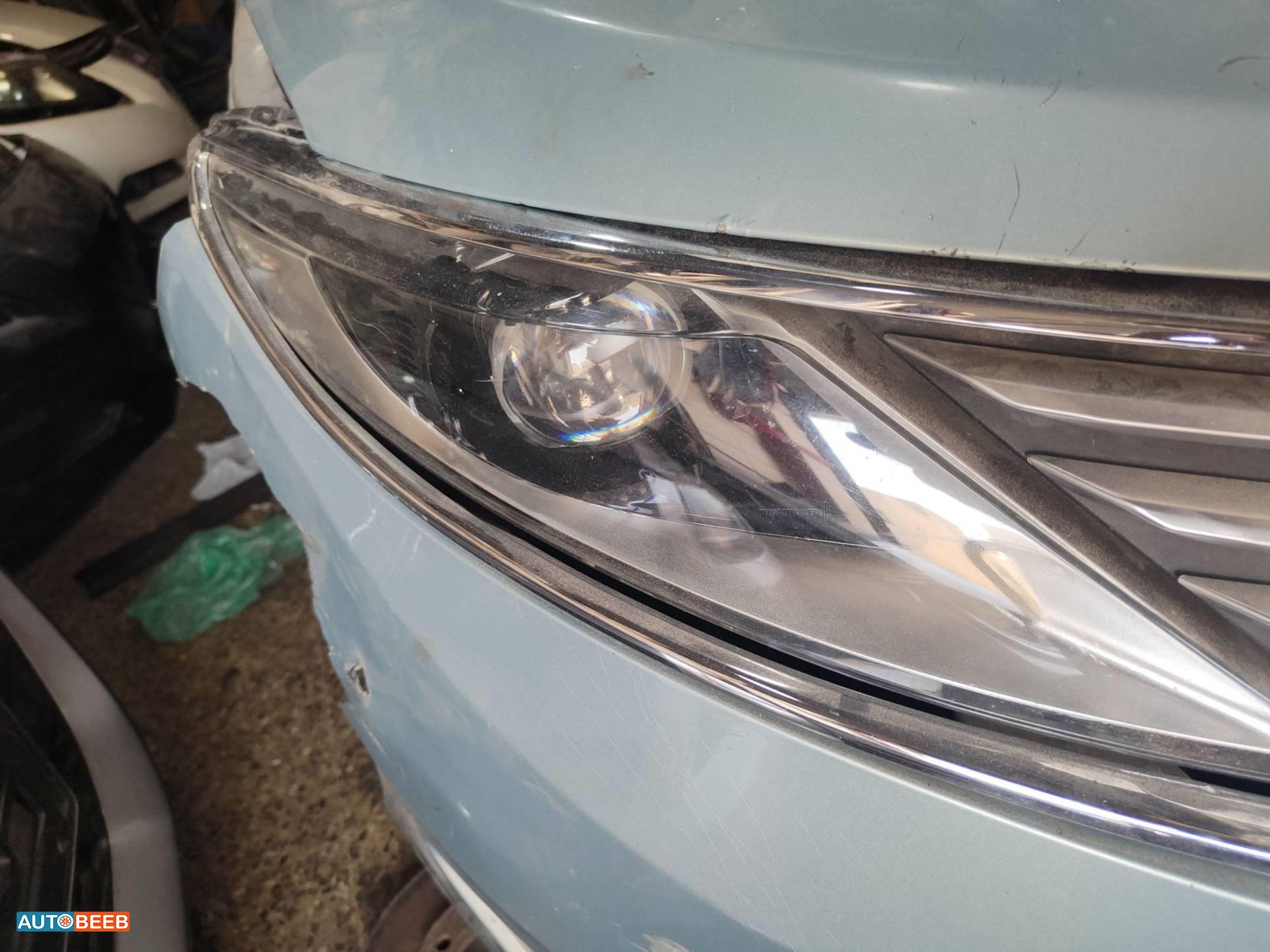 Lights Front light Lincoln MKZ