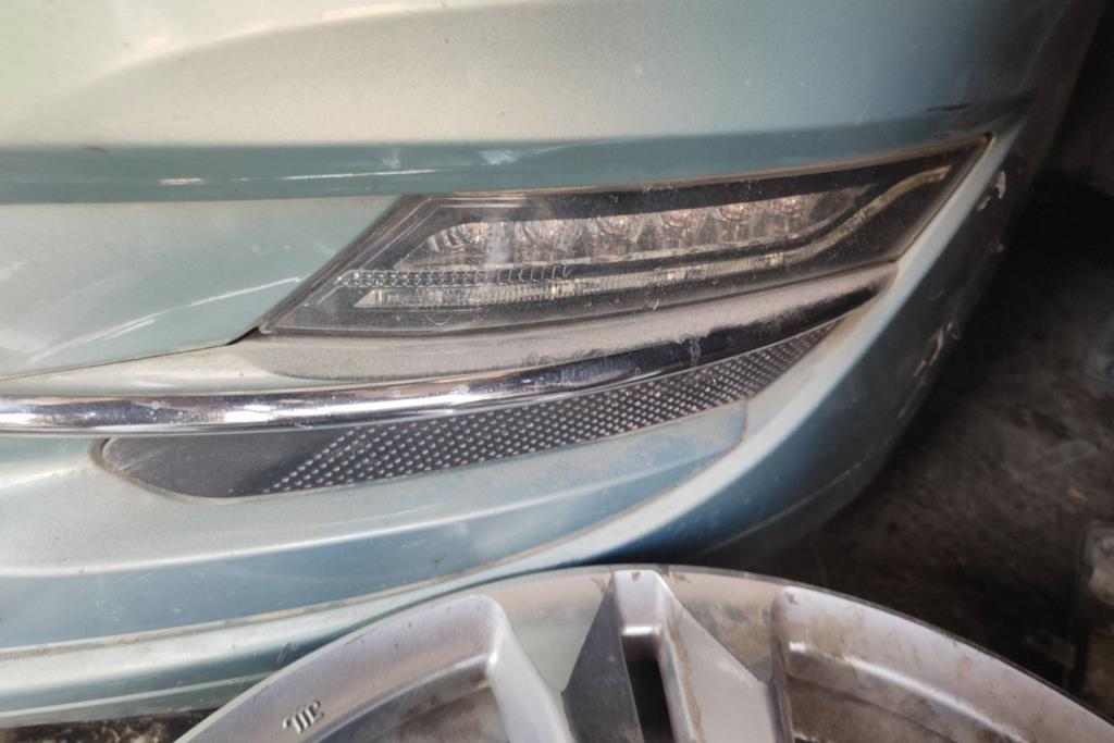 Lights Spotlight Lincoln MKZ
