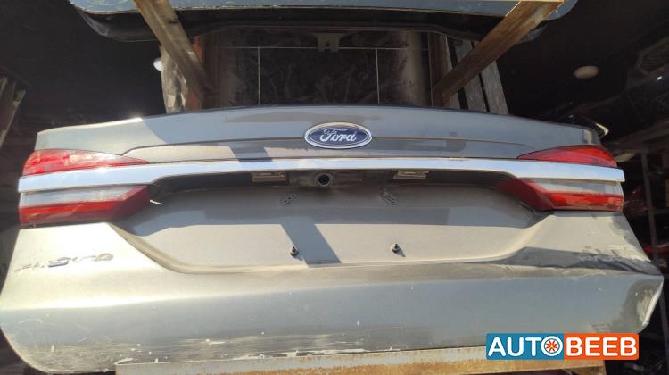 Body  Trunk Ford Fusion