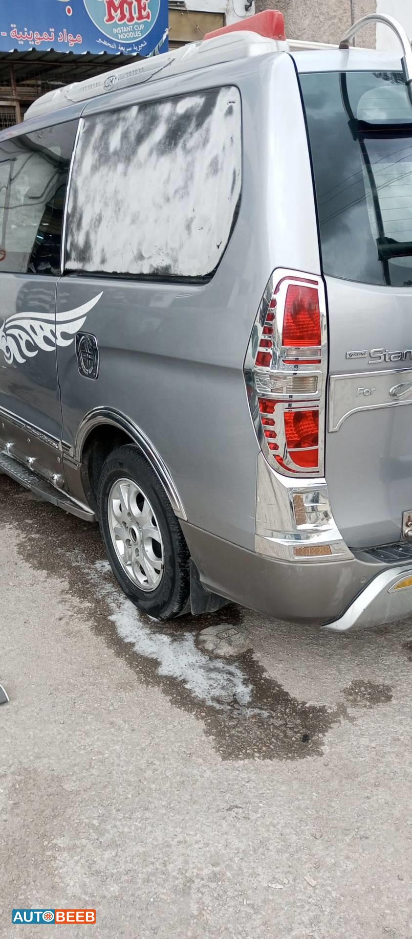 Hyundai H1 2013