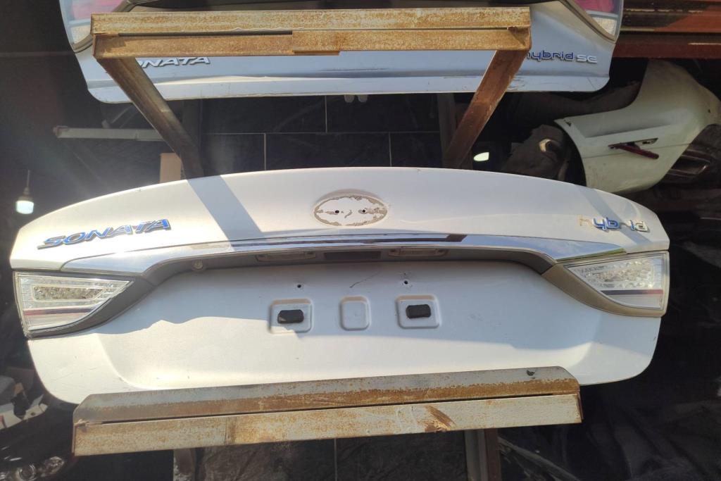 Body  Trunk Hyundai Sonata
